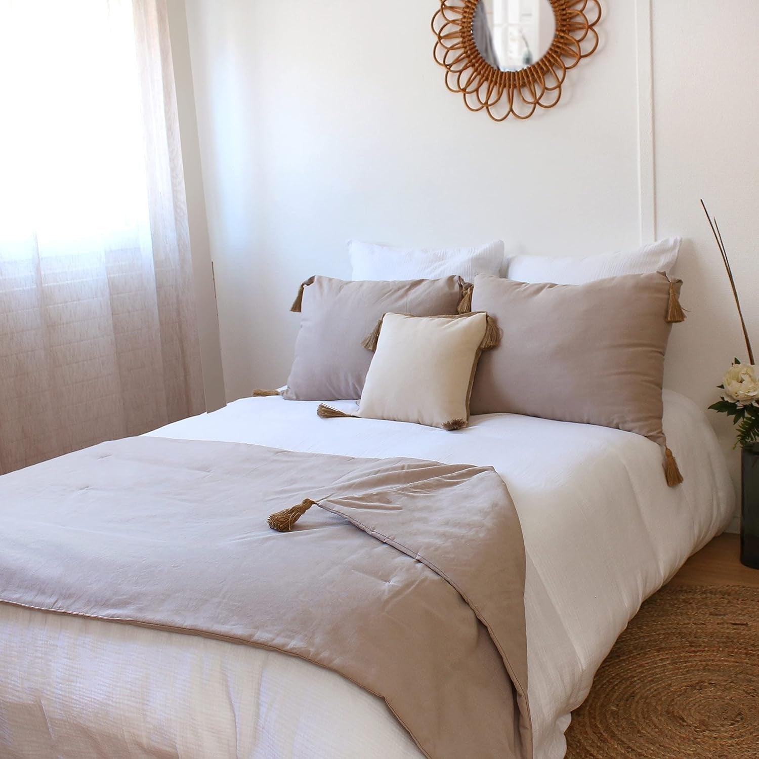 Decke „Enjoy Home“, Beige, Natur, mit 4 Jutebommeln, 90 x 190 cm, 100 % Baumwolle, Öko-Tex-zertifiziert, Panama-Kollektion, Naty Shop Decken und Steppdecken