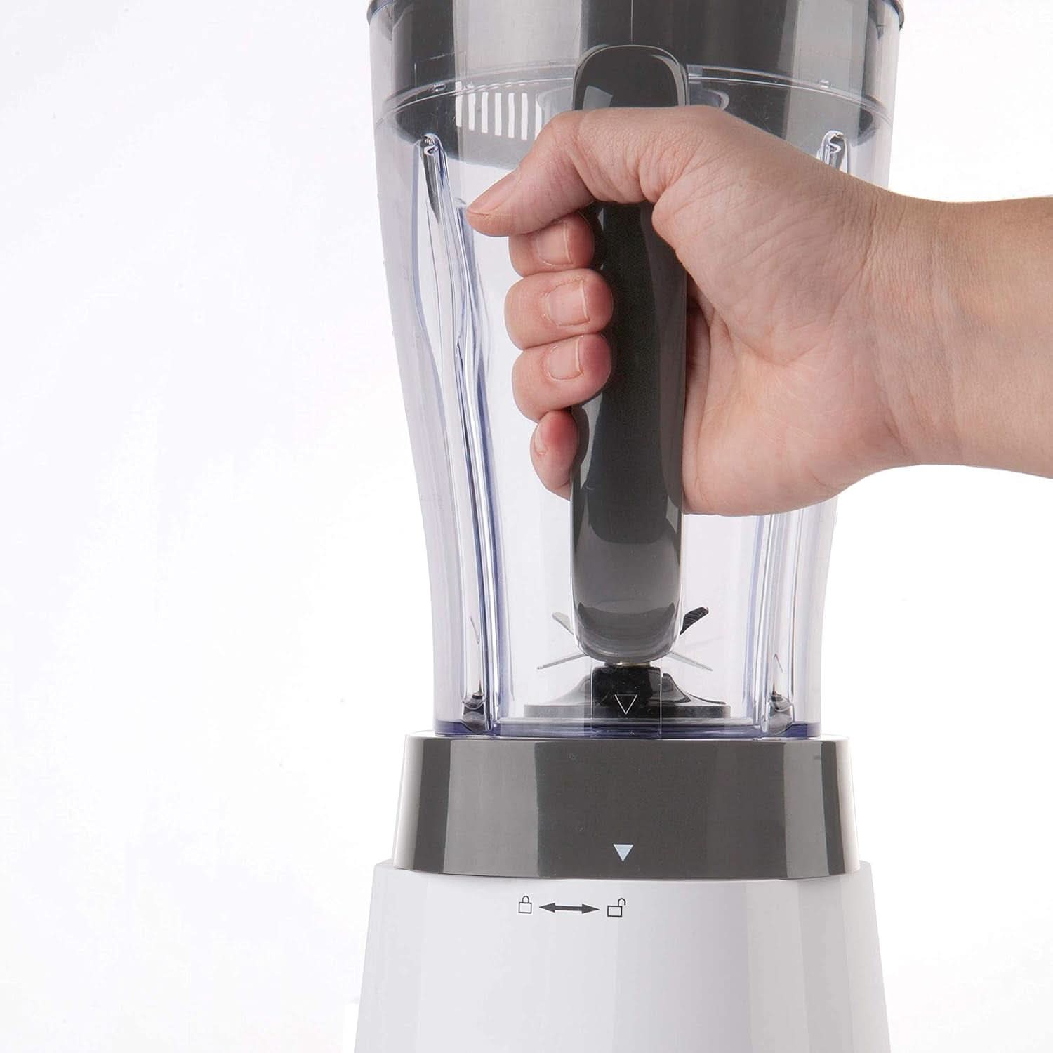 BLACK+DECKER Standmixer | 500W | 2 Geschwindigkeiten | Pulsfunktion | Glaskrug | 1,5L | Edelstahlmesser mit 4 Klingen | Herausnehmbar und leicht zu reinigen | Weiß Und Grau Kitchen Naty Shop