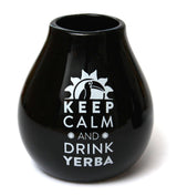 Yerba Mate Teeset für Zwei 150G | Mate-Tee mit Guarana und Früchten | Loseblatt-Yerba-Mate-Tee | Schwarzer, mattierter Keramikbecher 350 ml | Stahlstroh Bombilla Liza 19 cm
