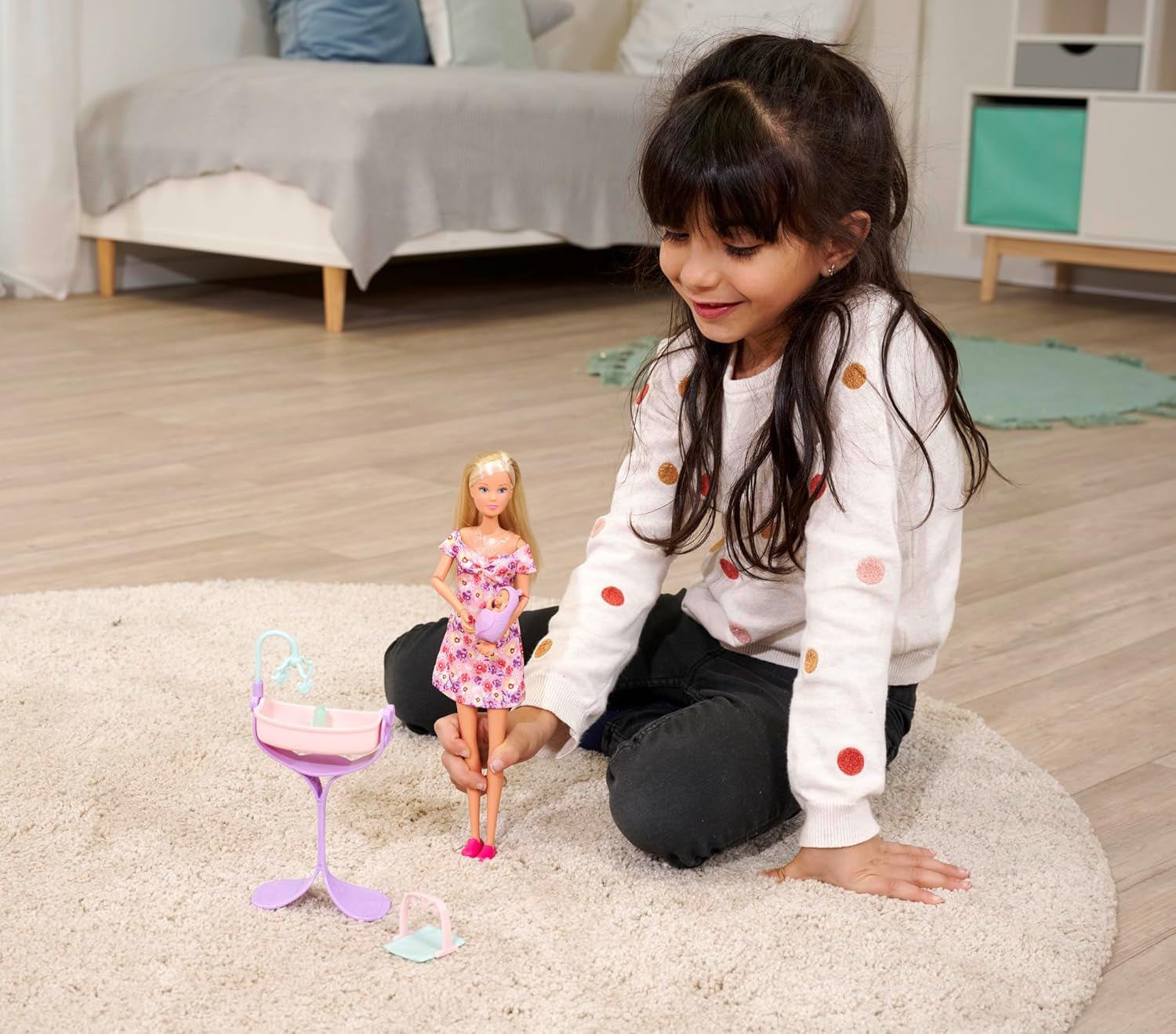 Simba 105733680 Steffi Love Doll Hello Baby (29 cm) – Schwangere Puppe mit wachsendem Bauch, Babypuppe und Zubehör – Spielzeug für Kinder, Mädchen und Jungen ab 3 Jahren