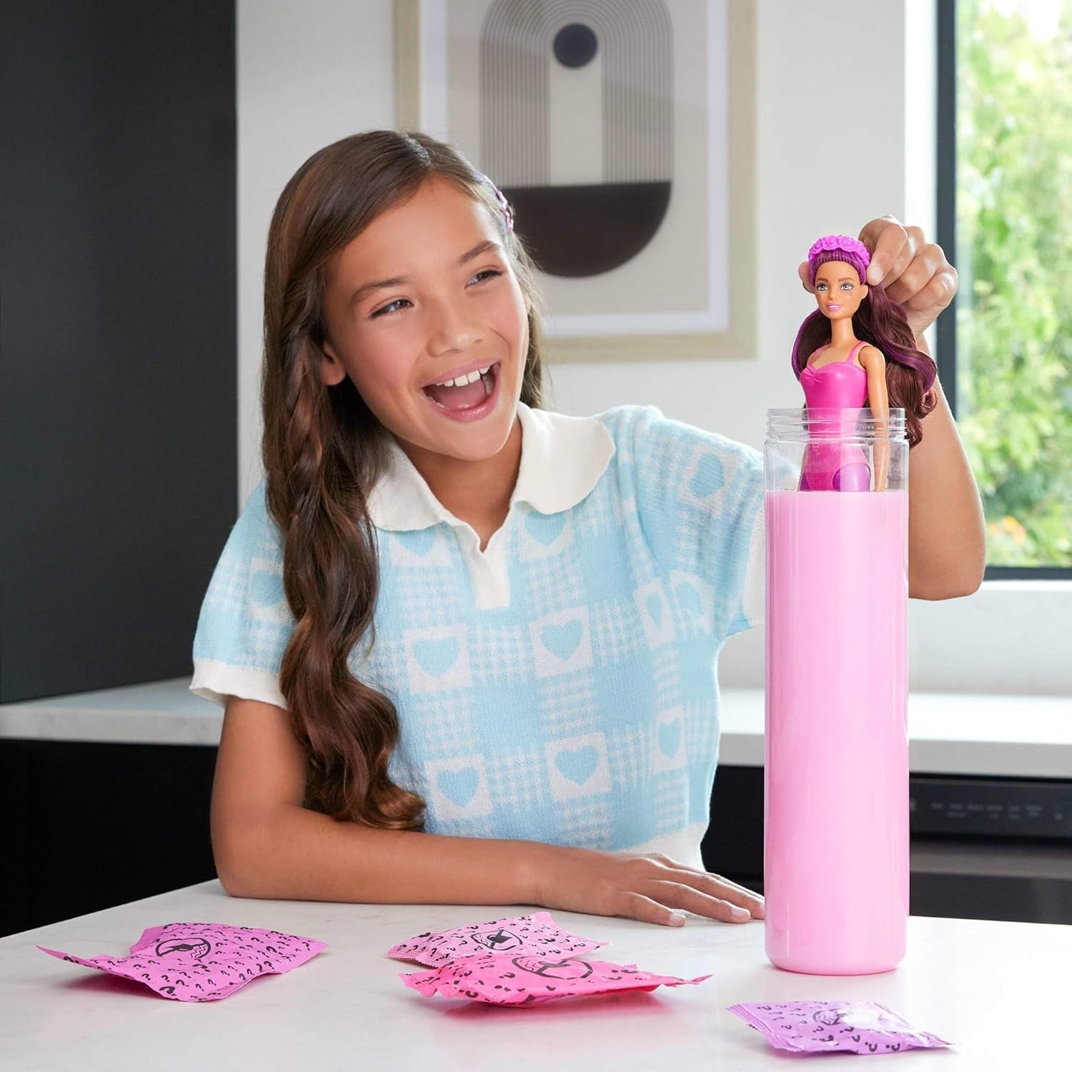 Barbie Color Reveal-Puppe und Zubehör, Ballerina-Serie, 6 Überraschungen zum Auspacken, einschließlich Farbwechsel, inspiriert vom wichtigsten Ballett-Trend (Stile können variieren), HRK17 Naty Shop-Puppen