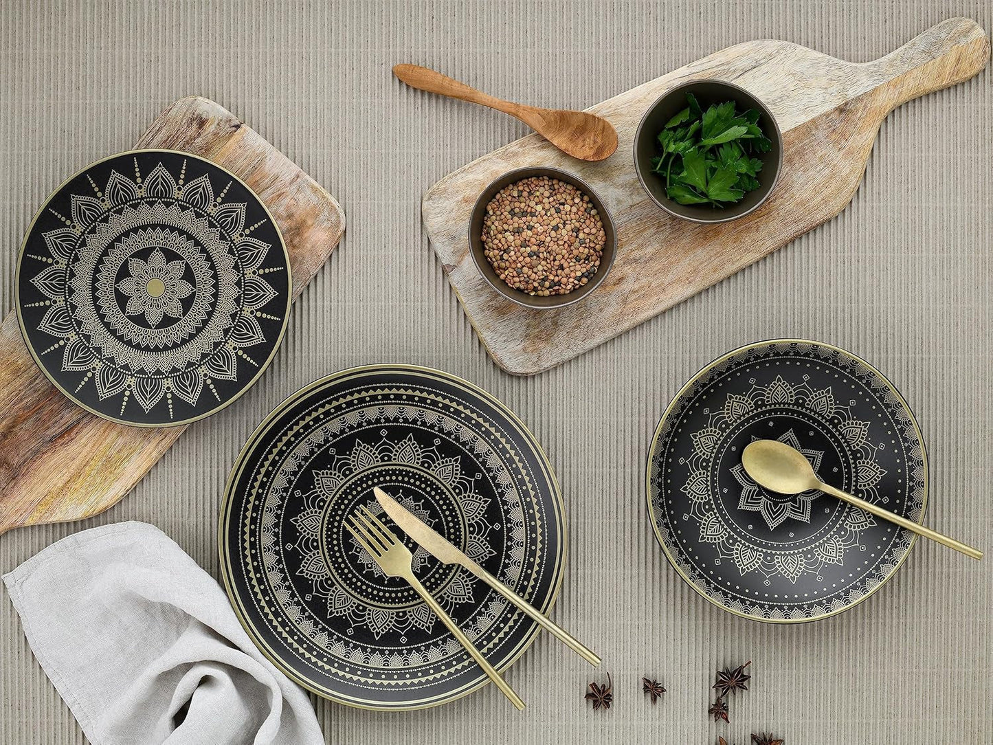 CreaTable, 23588, Serie MANDALA GOLD – Schwarz, 12-teiliges Geschirrset, Tellerset aus Porzellan, spülmaschinen- und mikrowellenfest, hochwertige Herstellung