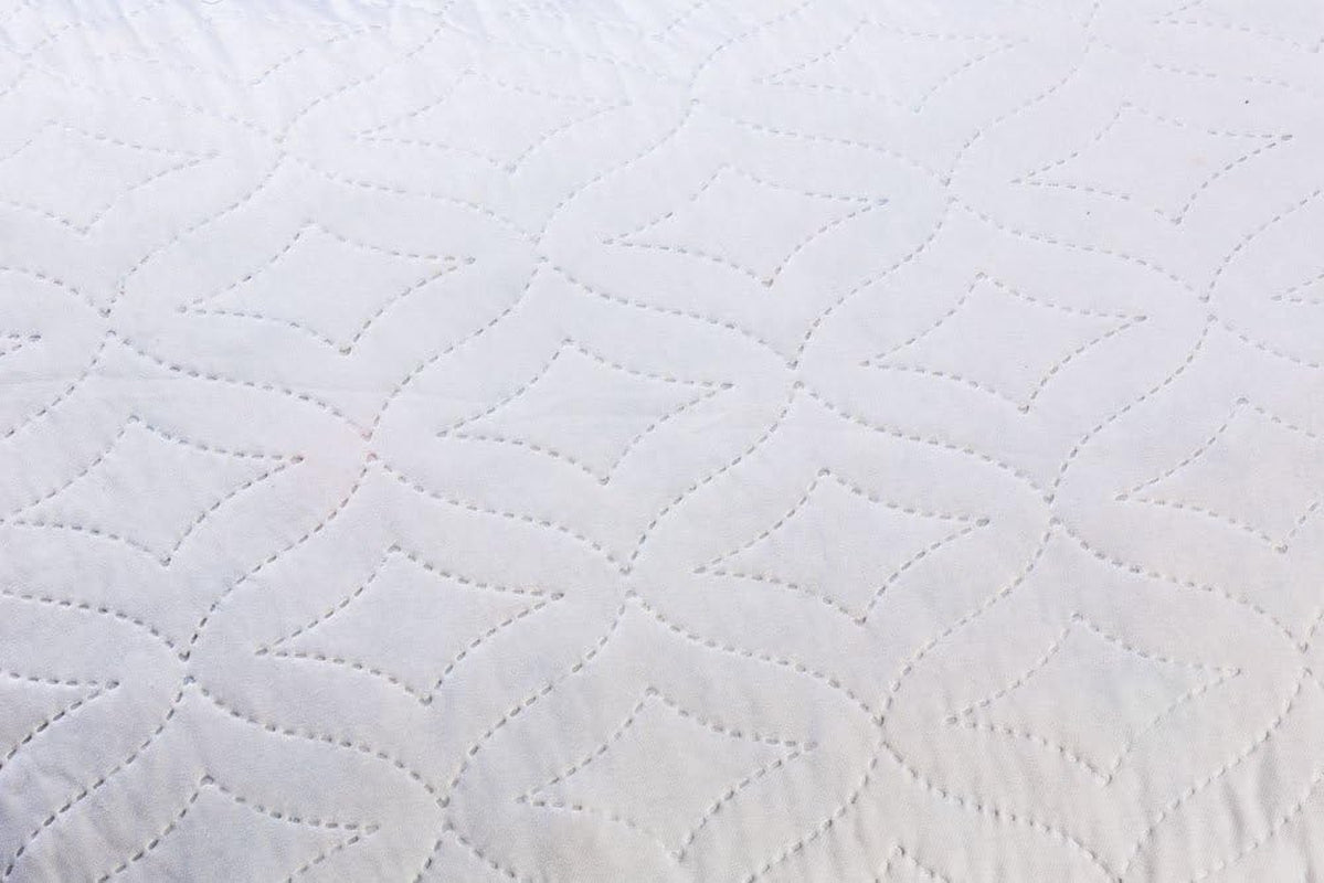 V.I.P. Sehr wichtiges Kissen V.I.P. Memory-Flake-Kissen, weißes Kissen, 45 x 75 cm, gesteppter Bezug aus Polyester, super atmungsaktiv, weich, hergestellt in Italien, Naty Shop Standard-Kissen