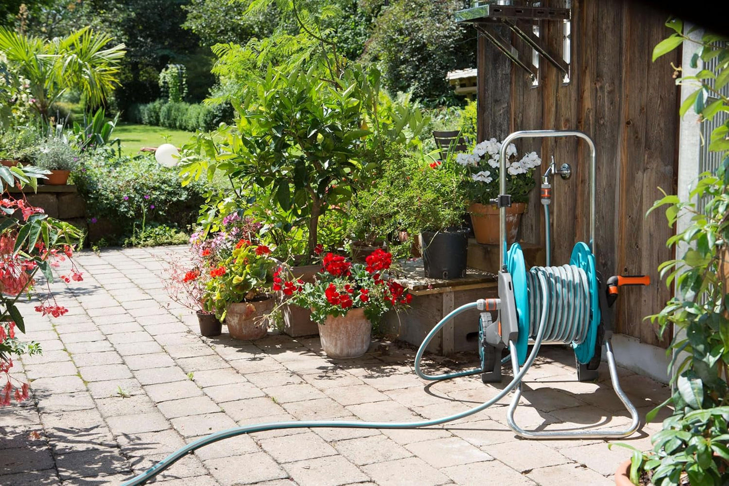Gardena Classic Schlauch 19 mm (3/4 Zoll), 20 m: Universeller Gartenschlauch aus robustem Gewebe, kreuzgewebt, 22 bar Berstdruck, UV-beständig, keine Systemkomponenten, 12 Jahre Garantie (18022-20)