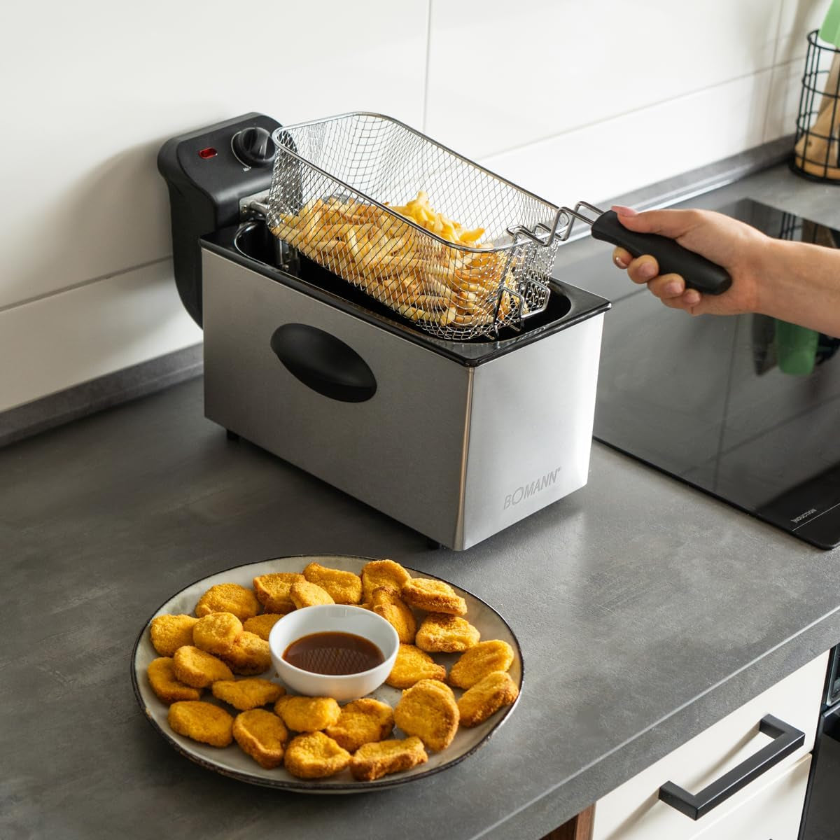 Bomann® Ölfritteuse, 3 l Fassungsvermögen, Kühlzonentechnologie und Abfluss, 2000 W Haushaltsgeräte Naty Shop