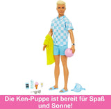 Barbie Ken – Blonde Puppe mit blauem Hemd und Badeschürze, Strandzubehör und Wasserball für kreatives Spielen, ab 3 Jahren, HPL74