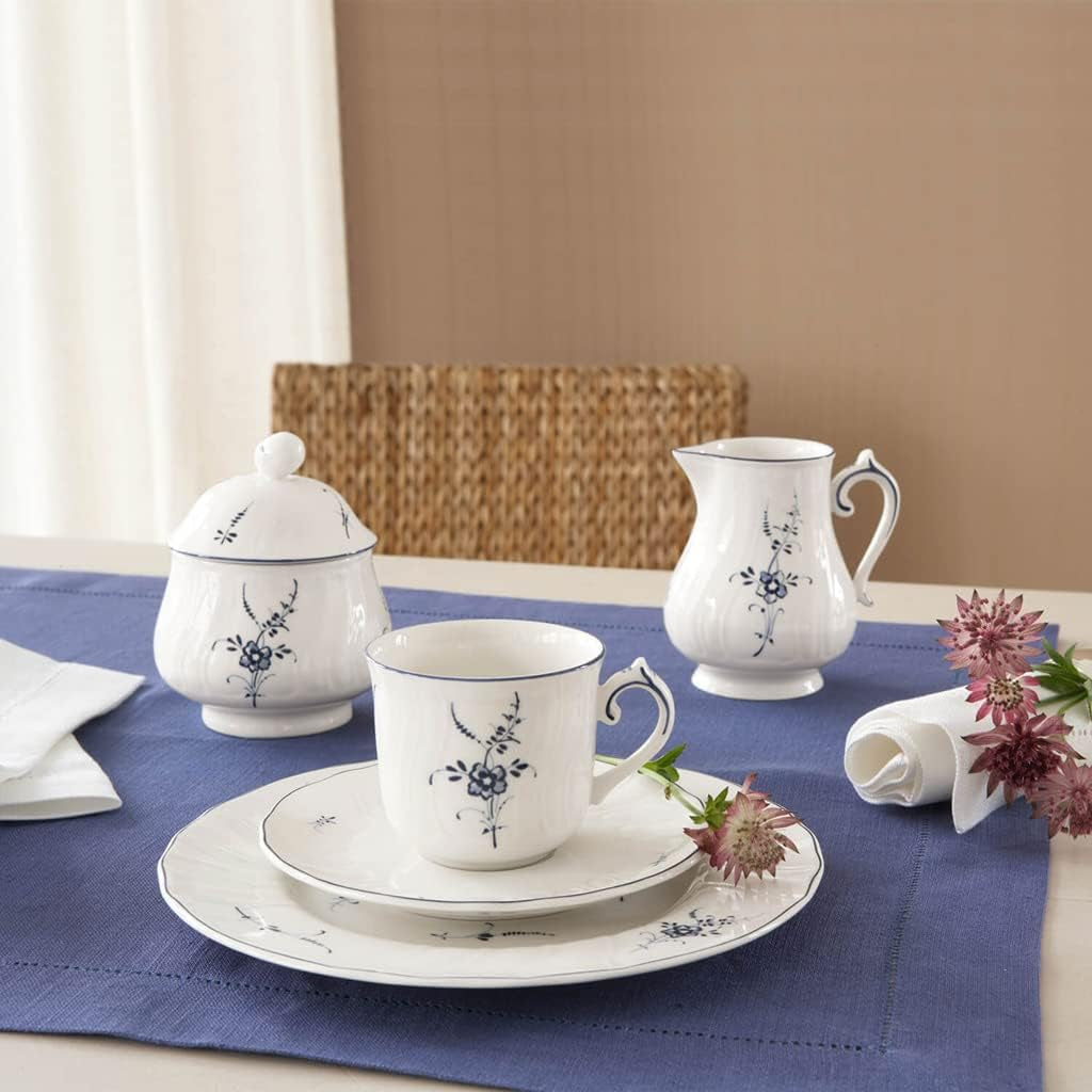 Villeroy & Boch Vieux Luxembourg Milchbecher, 300 ml, Premium Porzellan, Weiß/Blau, 1023410760, Mehrfarbig