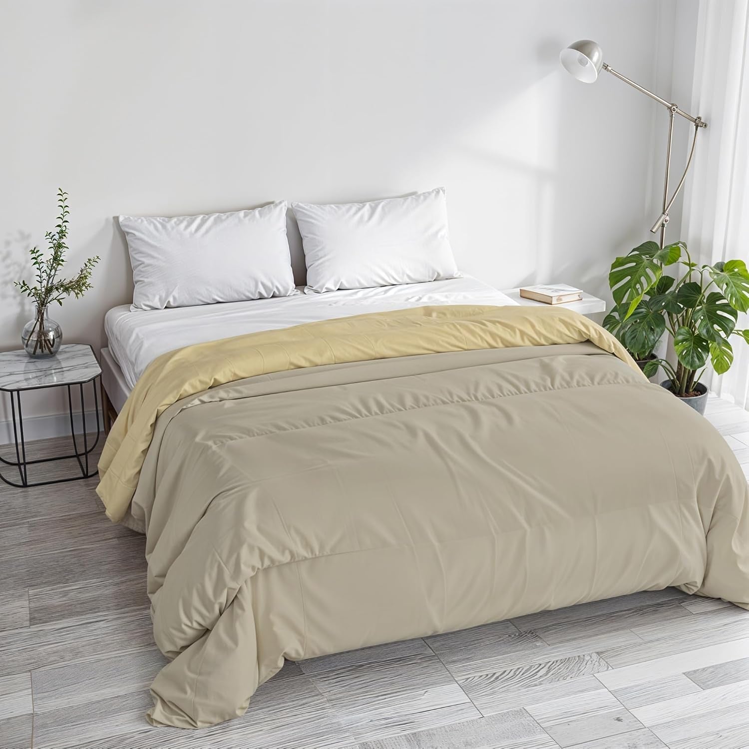 Einfache Winterdecke, schlicht und gefüttert, dunkelgrün/creme, 200 x 245 cm. Naty Shop Bettdecken und Steppdecken Taupe/creme 250 x 245 cm