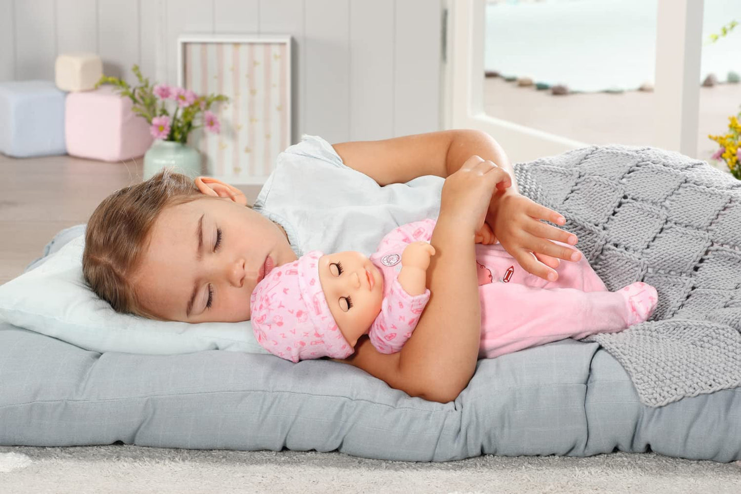 Annabell Little Annabell Kuschelpuppe 36cm, mit Stoffkörper und Schlafaugen, 36cm, 709870 Zapf Creation
