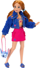Disney ILY 4EVER Stitch Modepuppen mit roten Haaren, 29 cm groß, mit 13 Artikulationspunkten, zwei kompletten Mix-and-Match-Outfits und einem funkelnden Mickey-Ring für Sie!