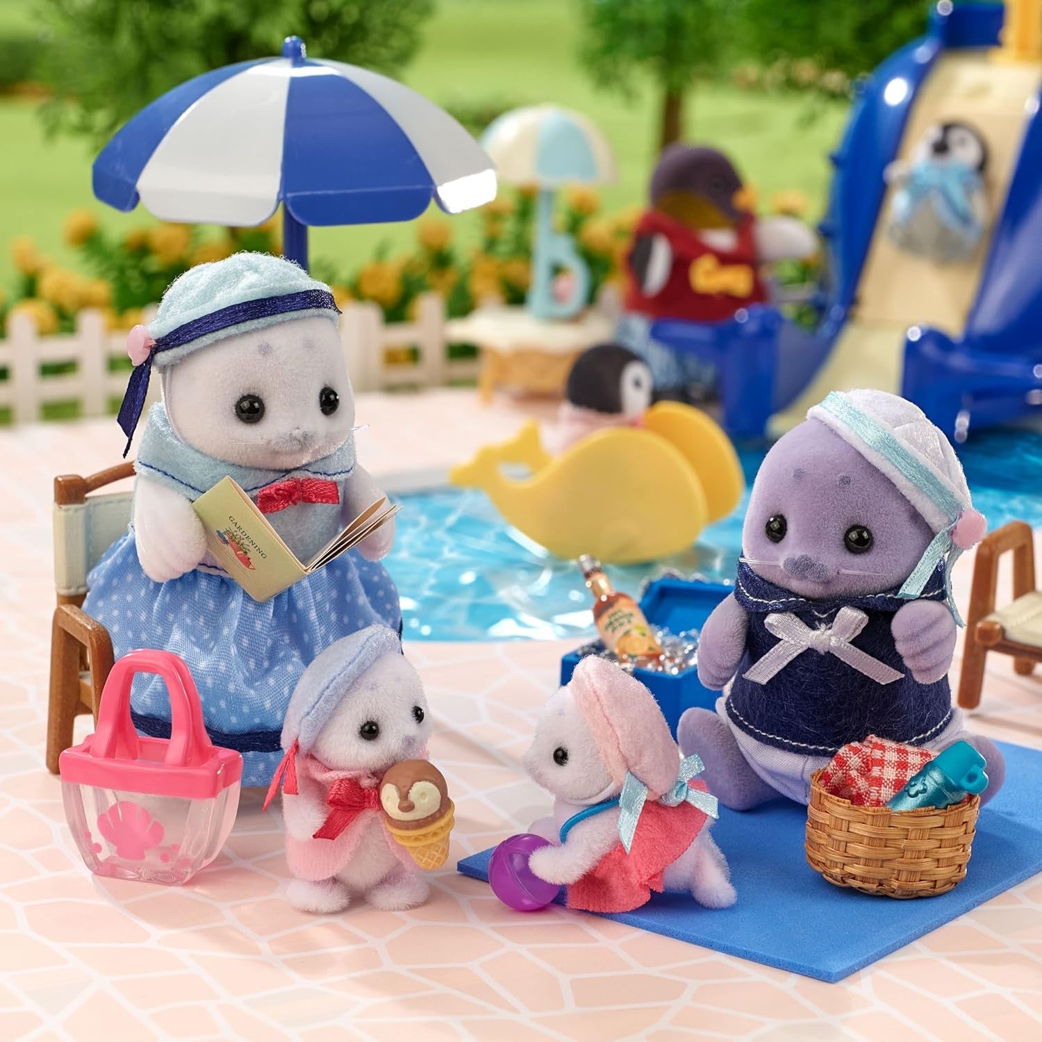 Sylvanian Families – 5759 Robbenfamilie, Tierfigur, detailliertes Spielzeug für Kinder ab 3 Jahren