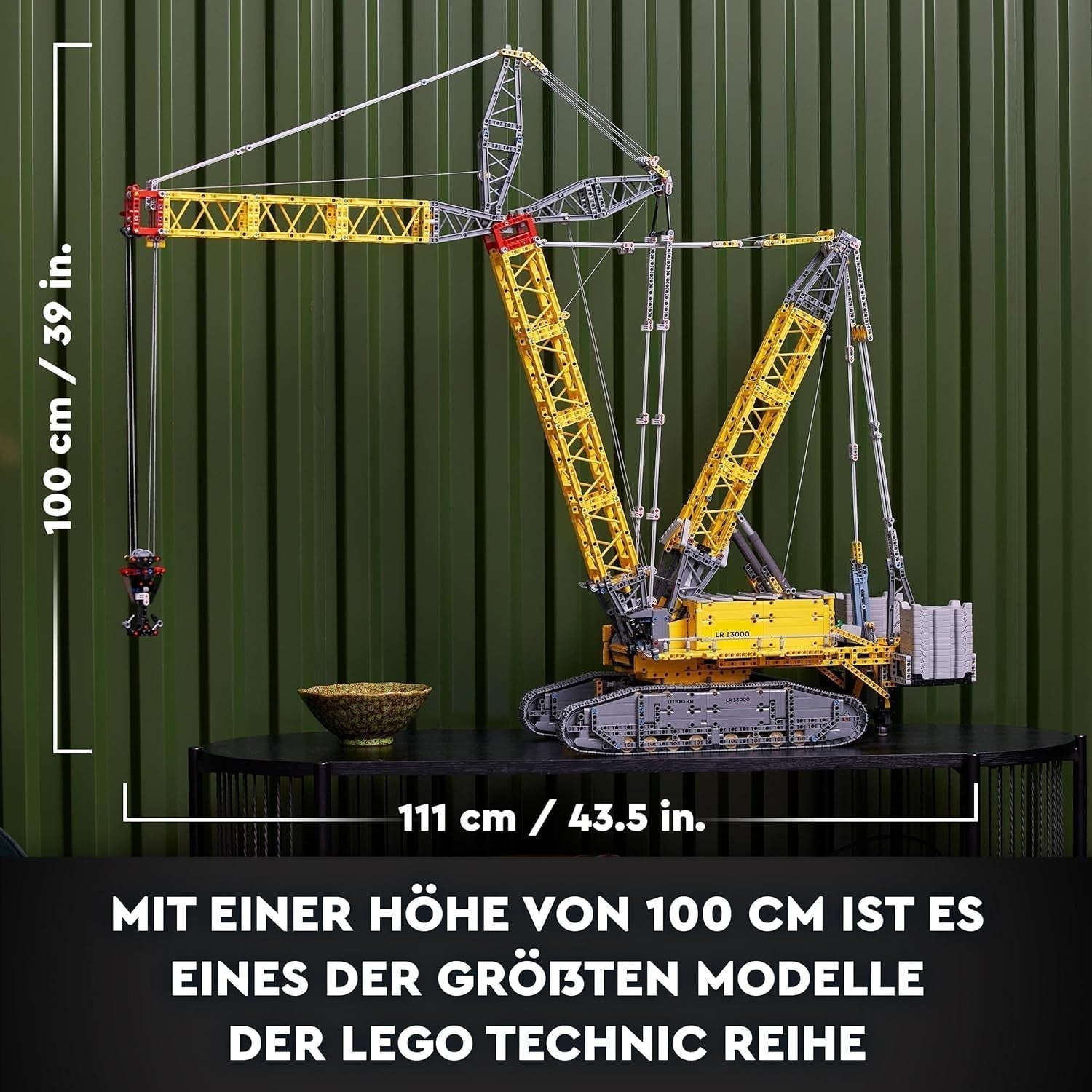 LEGO Technic Liebherr LR 13000 Raupenkran-Set, Bauen Sie das beste ferngesteuerte Baufahrzeugmodell mit Control+ App, Kran mit Windensystem und Hubarm, großer Modellbausatz für Erwachsene 42146 Besuchen Sie den LEGO-Store Bausets
