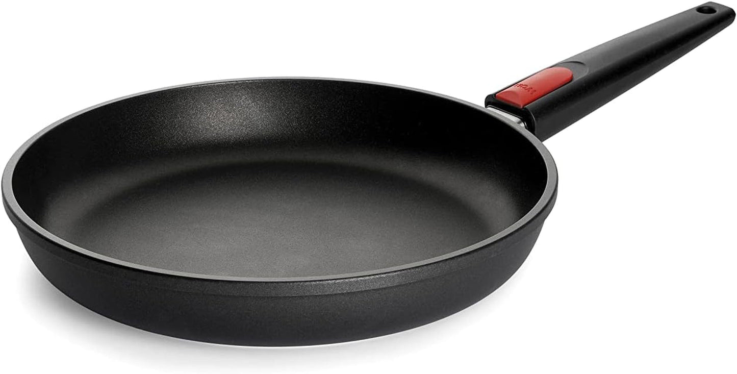 Woll Nowo Titan-Flachbratpfanne - Induktion, 5 cm Höhe, abnehmbarer Griff - für alle Herdarten, Aluminiumguss, Antihaftbeschichtung. Töpfe und Pfannen Naty Shop 28 cm