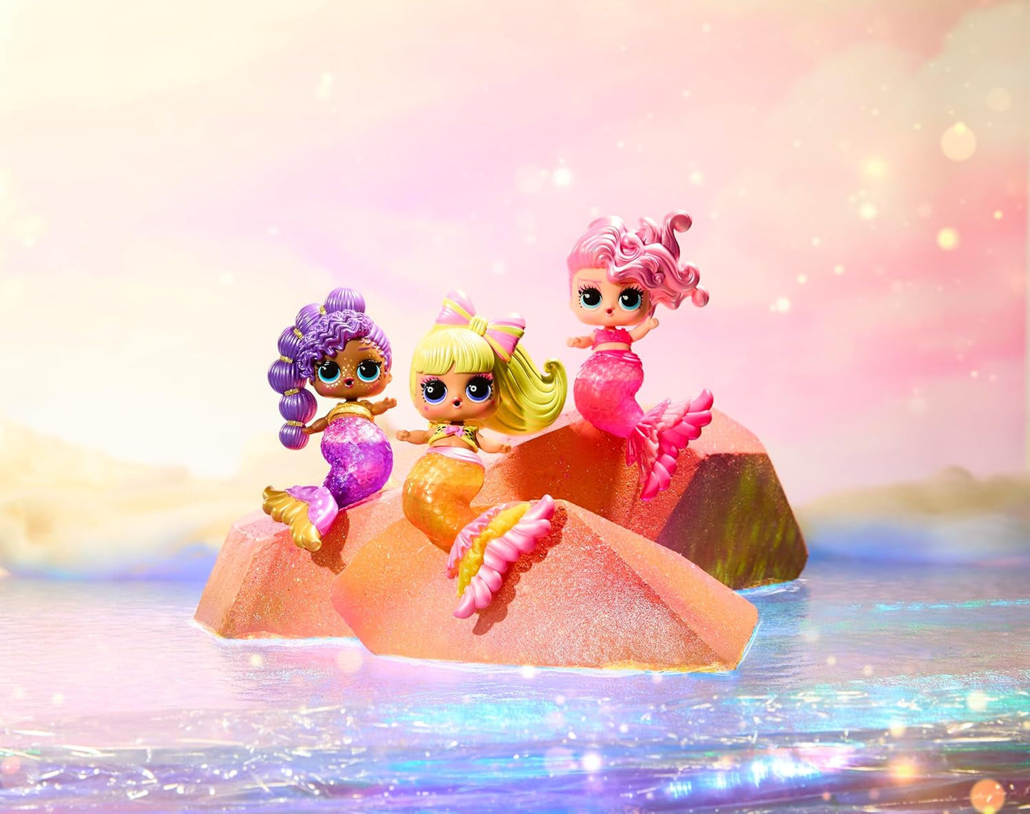 LOL Überraschung! Mermaids Makeover Magic Tots – echter Lipgloss für Sie und Ihre Puppe zum Selbermachen, Mischen und Kreieren von Make-up, lustiges Wasserspiel, 6 Puppen zum Sammeln – ab 4 Jahren
