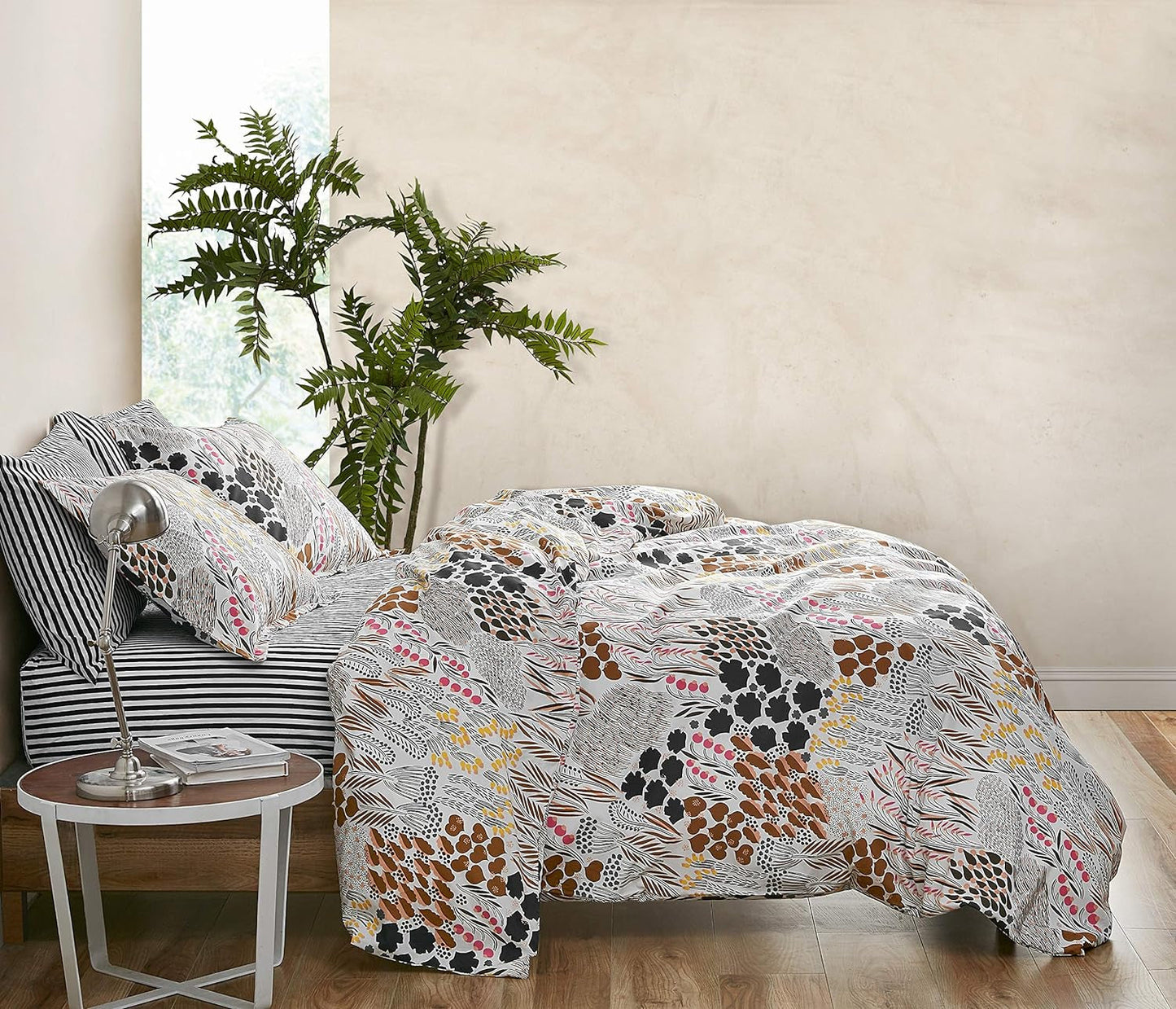 MARIMEKKO Queen-Bettwäsche-Set, Baumwollperkal-Bettwäsche mit passenden Kissenbezügen, ganzjährige Heimdekoration (Pieni Letto, mehrfarbig, Queen-Size-Bett) Naty Shop Bettdecken und Steppdecken