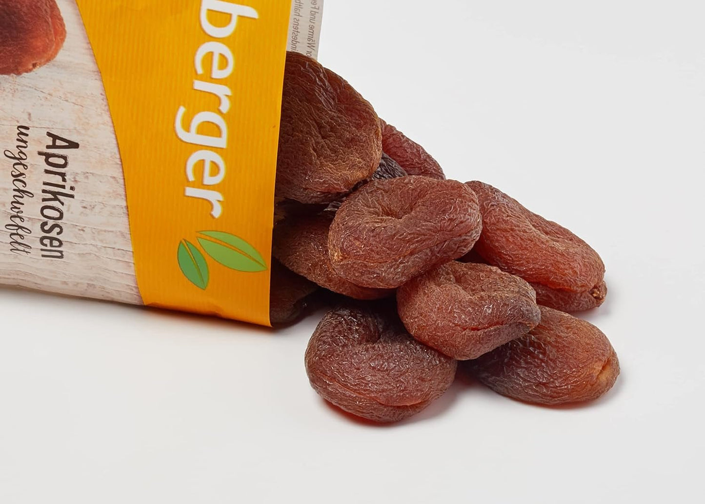 Seeberger Ungeschwefelte Aprikosen: Unbehandelte getrocknete Aprikosen mit süßem, fruchtigem Geschmack – ohne Zuckerzusatz – entsteint, vegan (1 x 125 g) Dehydrierte Produkte von Naty Shop