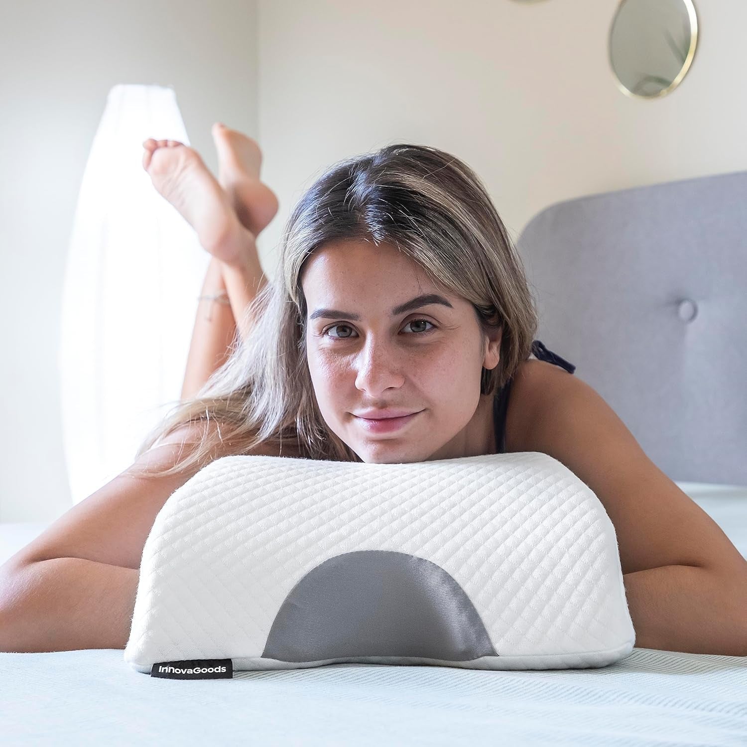 InnovaGoods - Viskoelastisches Nackenkissen für Paare, Ergonomisches Design zur Paarentspannung, Memory-Schaum zur Druckentlastung, Abnehmbarer Bezug, Weiß, 36 x 12,5 x 30,5 cm, Memory-Schaum
