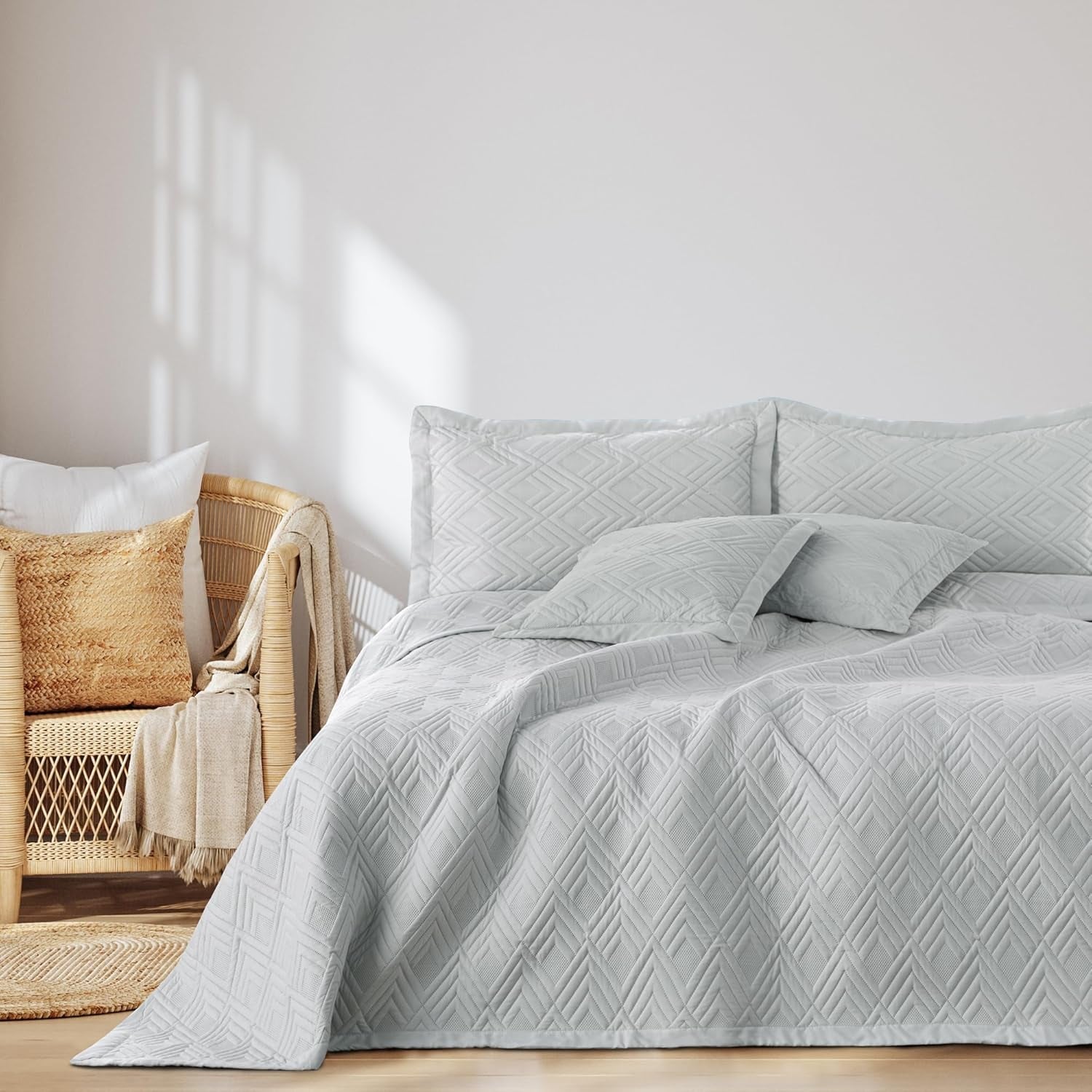 Ameliahome Tagesdecke 170 x 210 cm, doppelseitige Tagesdecke, Ultraschall-Steppung, Polyester, Ophelia, dunkelgrün, Betten und Decken. Besuchen Sie den AmeliaHome-Store Ophelia Silver, 170 x 210 cm