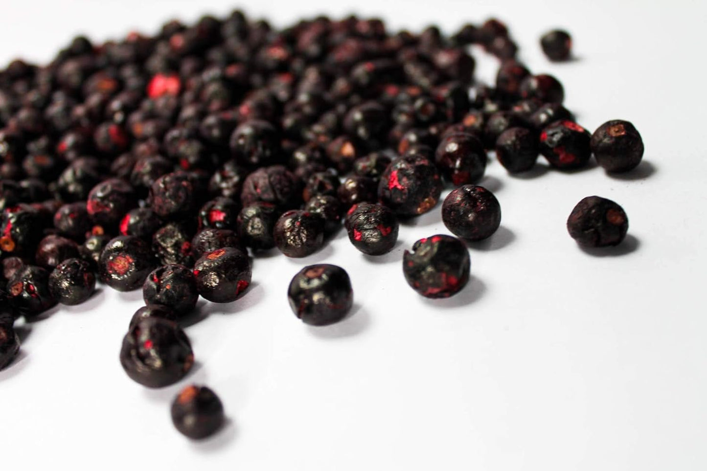 Gefriergetrocknete schwarze Johannisbeeren 250g - Gefriergetrocknete Früchte - Gefriergetrocknete Trockenfrüchte - Getrocknete schwarze Johannisbeeren zum Backen, Müsli, Dekorieren von Kuchen, Desserts Dehydrierte Produkte Naty Shop