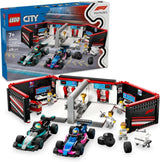 LEGO City F1 Garage mit Mercedes-AMG und Alpine Rennwagen – Formel-1-Rennwagen mit 2 Fahrern und 4 mechanischen Minifiguren – Geschenk für Jungen und Mädchen ab 7 Jahren und Fans 60444 Bausets Beuche den LEGO-Store Standardtitel
