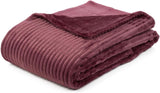 Gözze – Bequeme und weiche Decke in Cordoptik, 1620 g/Stück, 150 x 200 cm – Zimtbetten und Decken Besuche den Gözze-Store Beeren