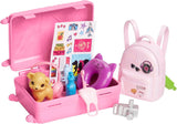 Barbie-Puppe, Reise-Barbie mit blonden Haaren, 10+ Reisezubehör, Aufkleber, Koffer, Welpe, inklusive 1 Puppe, Kindergeschenk, Spielzeug ab 3 Jahren, HJY18