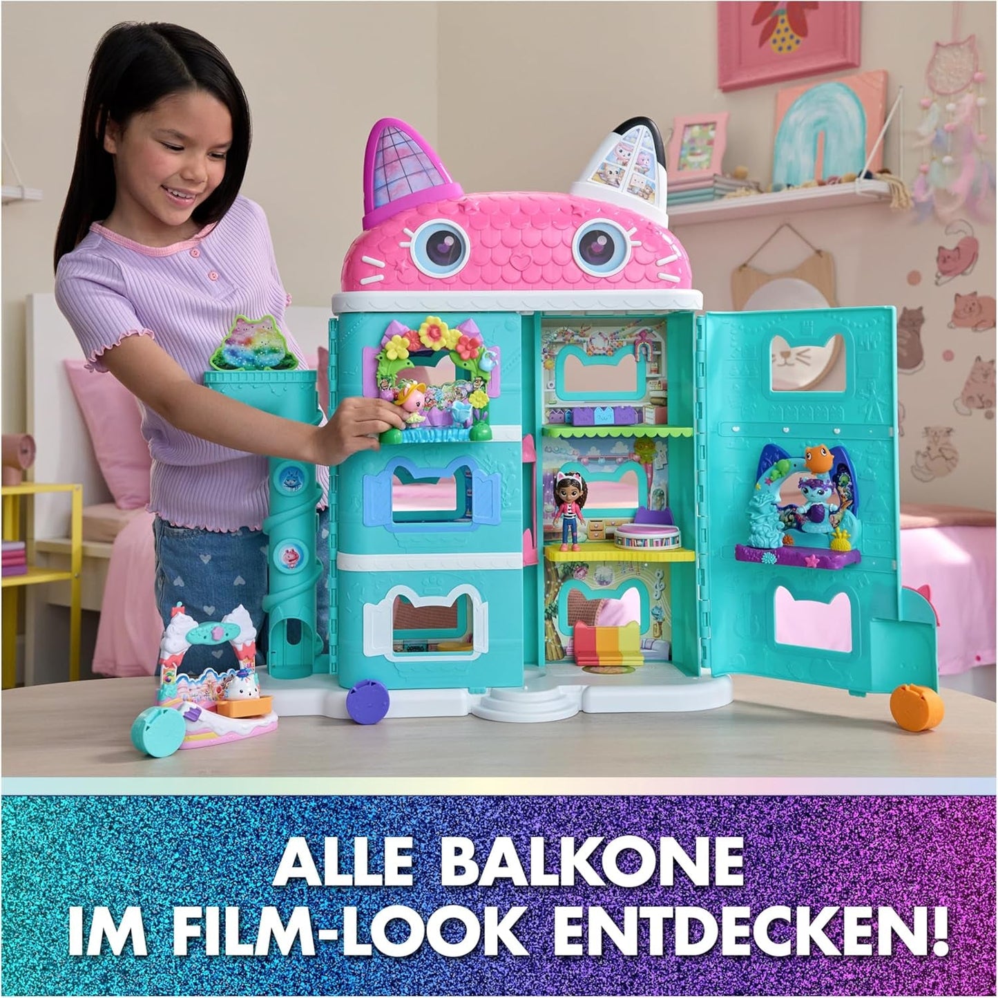 DREAMWORKS GABBY'S DOLLS HOUSE: DER FILM – Kuchis süßer Balkon-Spielset mit Puppenhausfiguren und Zubehör für Kinder ab 3 Jahren