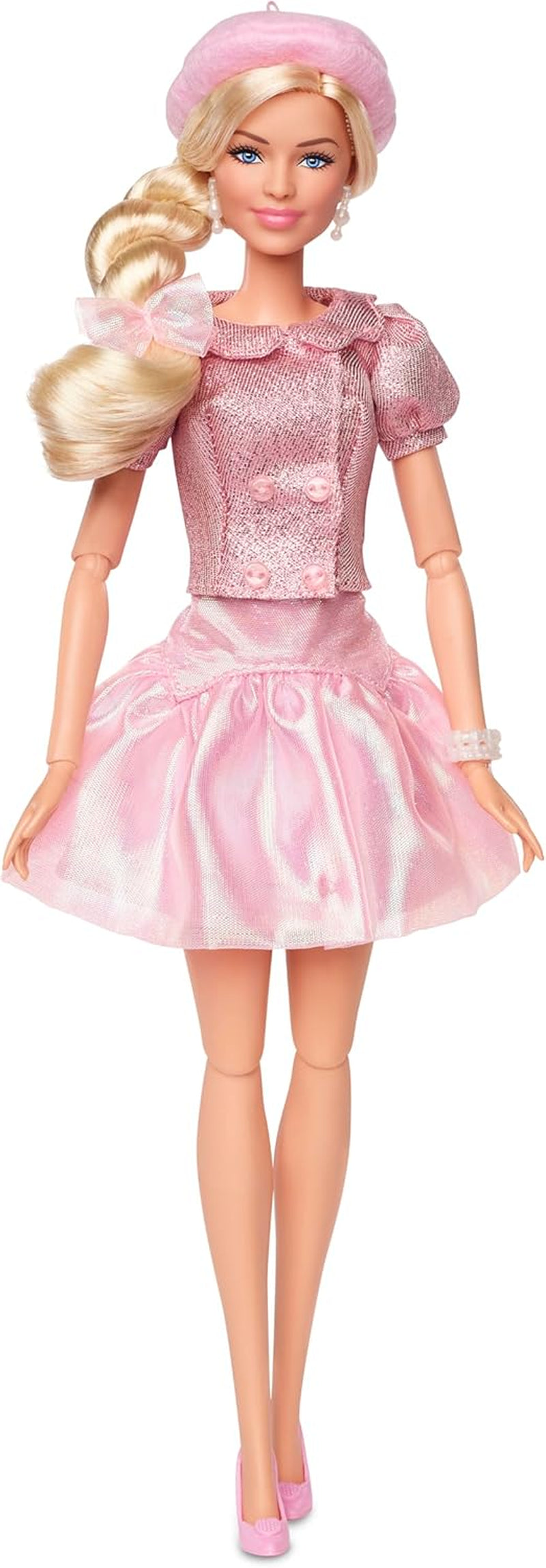Barbie Der Film basierend auf dem Film Margot Robbie als Barbie-Sammelfigur in rosa Bluse und Tüllrock mit stilisierter Frisur und passendem Schmuck JBJ53