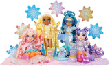 Rainbow High Winter Wonderland – Skyler (blau) – 28 cm große versteckte magische wasserspeichernde Schnee-Modepuppe mit Schneemann-Set, geeignet für Kinder im Alter von 4–12 Jahren und Sammler, Naty Shop Dolls