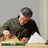 LEGO 21058 Architecture The Pyramid of Cheops Building Kit for Craft as a Creative Hobby, Gift Idea for Adults, Men, Women, Mother, Father, Creative Activity, Famous Landmarks Collection Building Sets Besuchen Sie den LEGO-Store