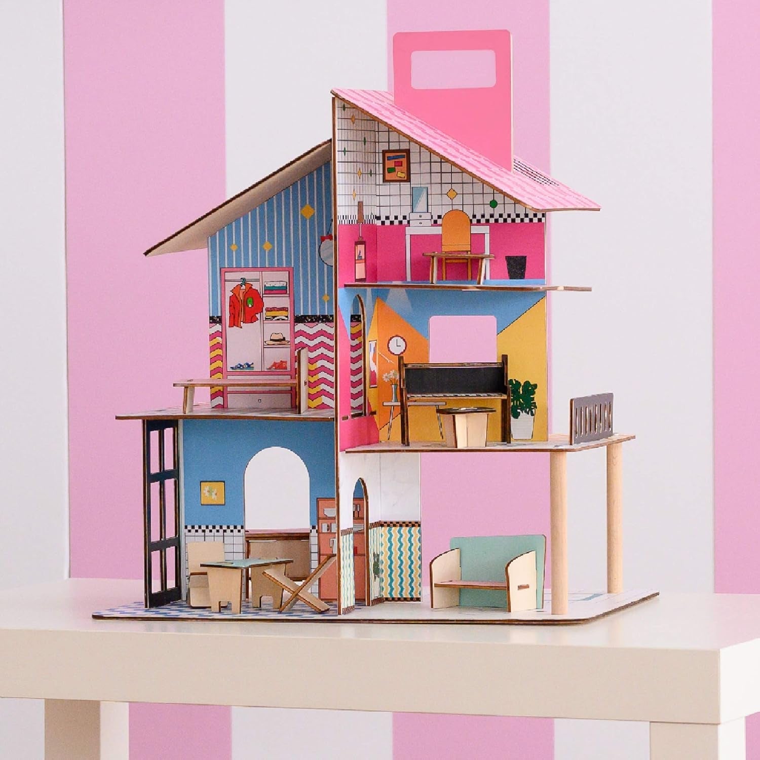 Olivia's Little World 360-Puppenhaus aus Holz für Kinder, 3,5-Zoll-Puppen und 12 Zubehörteile, mehrfarbig TD-13260C