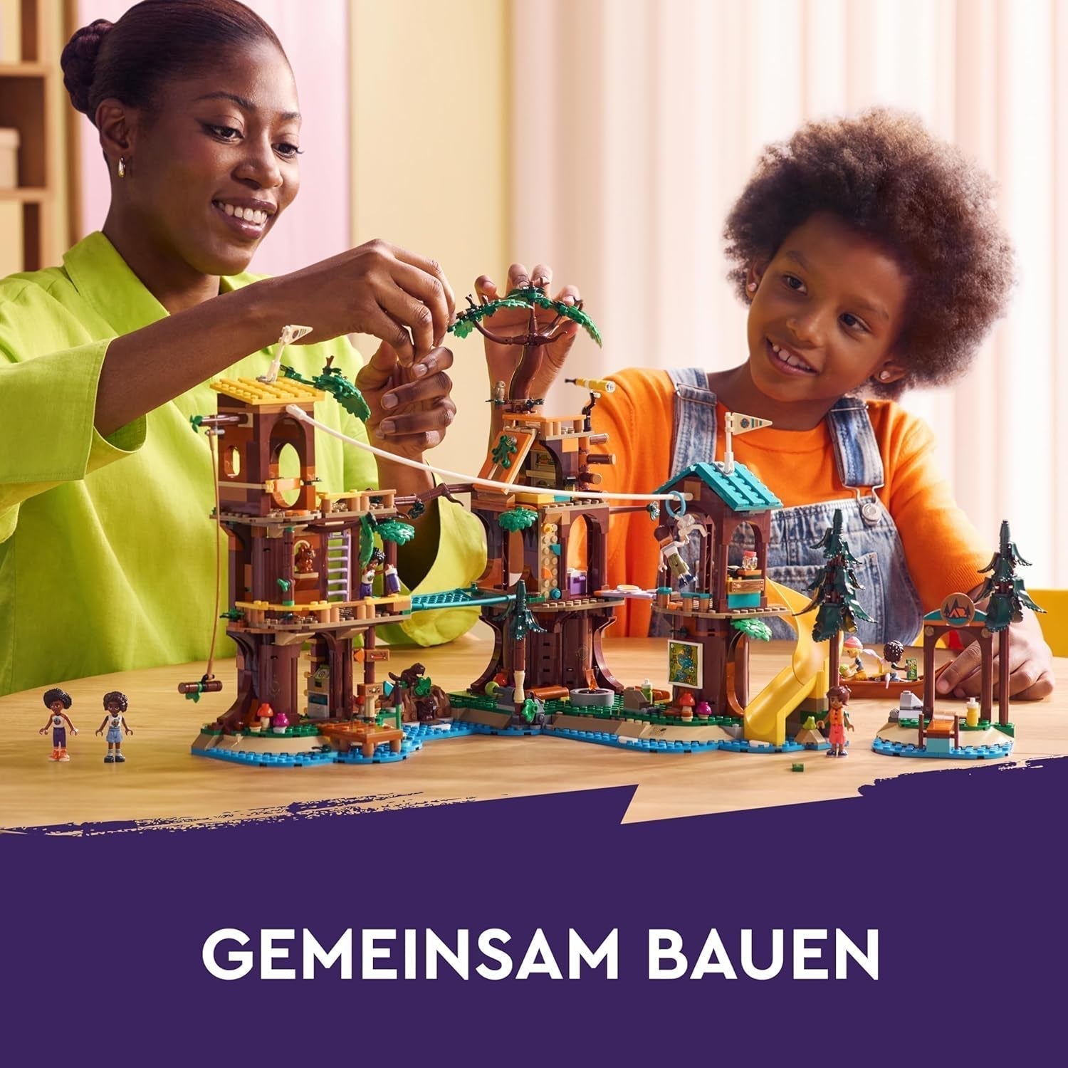LEGO Friends Baumhaus im Abenteuercamp, Spielset für Mädchen und Jungen ab 8 Jahren mit 5 Figuren und 5 Tieren, Geschenkidee für kreative Spiele, Sportspielzeug, Puppenhaus 42631 Bausets Besuchen Sie den LEGO-Store