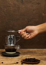 VietBeans KEO - Schokoladiger Kaffee – Ganze Kaffeebohnen - Geröstet in Butter, Whiskey und Rum - Intensiver Schoko-Geschmack - Aroma: Schokolade - 250g