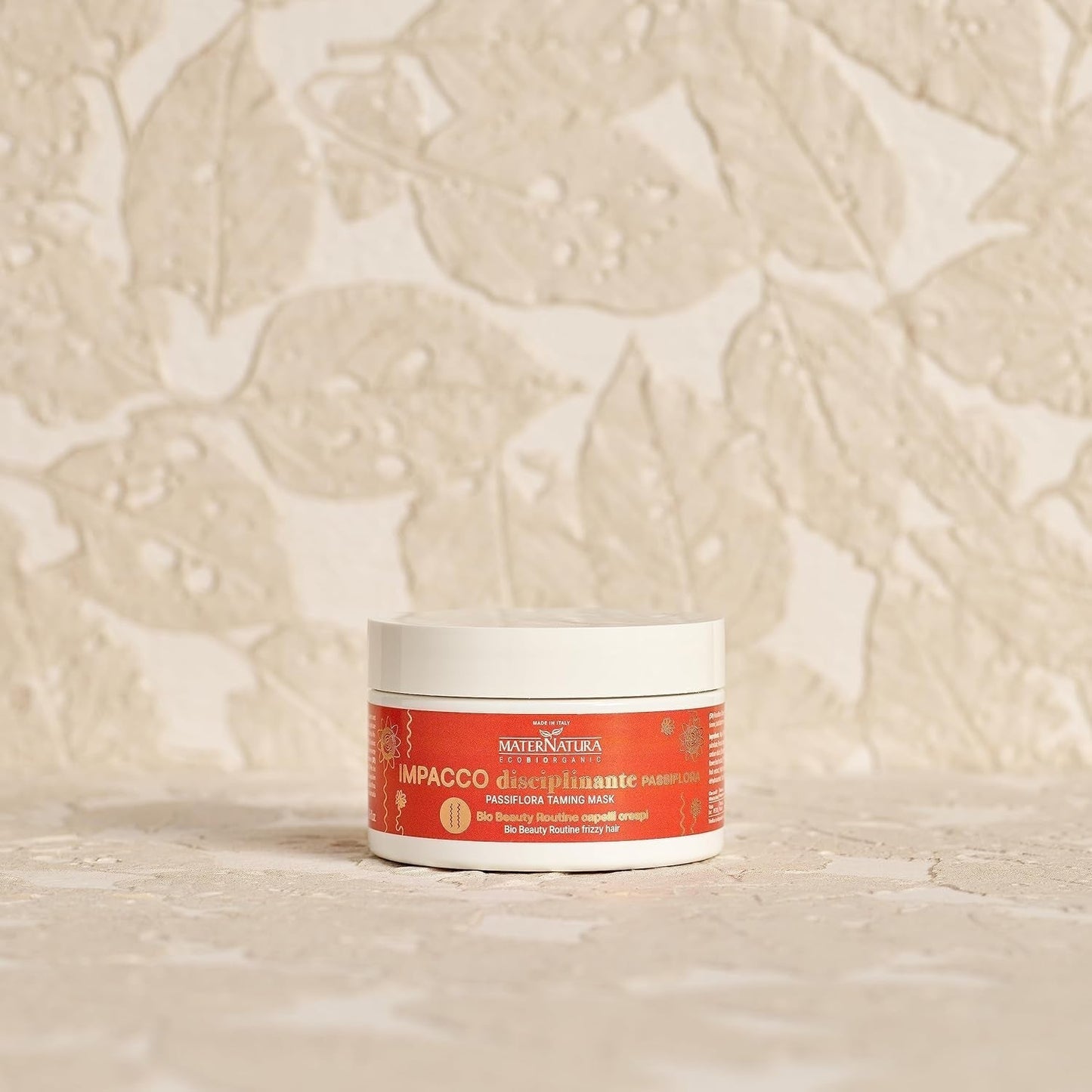 Maternatura Lockige Haarmaske mit Passionsblume, Reparatur, Stärke und Glanz für perfekte Locken, Bio-Schönheitsroutine für lockiges Haar, hergestellt in Italien – 100 ml Naty Shop Haarmaske