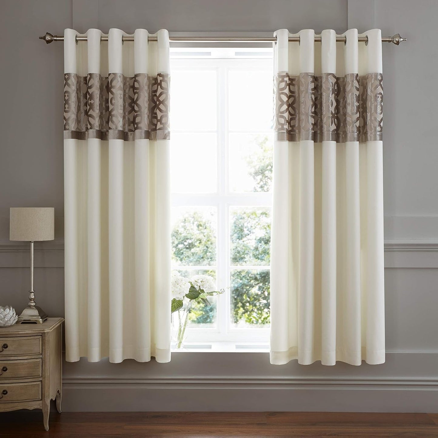 Catherine Lansfield Lattice Cut Velvet, Natur, Bettüberwurf – 220 x 230 cm Catherine Lansfield Betten und Bezüge H183 x B168 cm (2er-Pack)