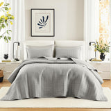 Comfort Spaces Kienna Steppdecken-Set, luxuriöse Doppelnaht, Sommerdecke, leicht, weich, ganzjährige Bettwäsche, passender Kissenbezug, weiß, Decke für Kingsize-Betten (264,2 x 228,6 cm), Naty Shop Comforters & Quilts Graue übergroße King-Tagesdecke (120 x 118 Zoll)