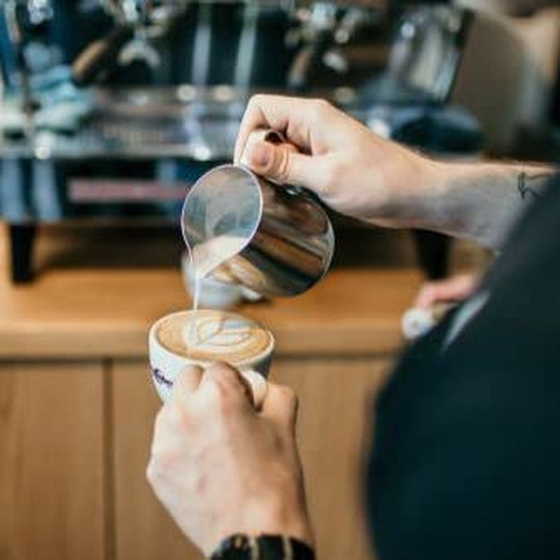 Italo Disco Espresso | 250g Bohne Gans | fair und nachhaltig | frisch geröstet | 100 % Arabica-Kaffeebohnen | Spezialitätenkaffee | 19 Gramm Kaffeerösterei