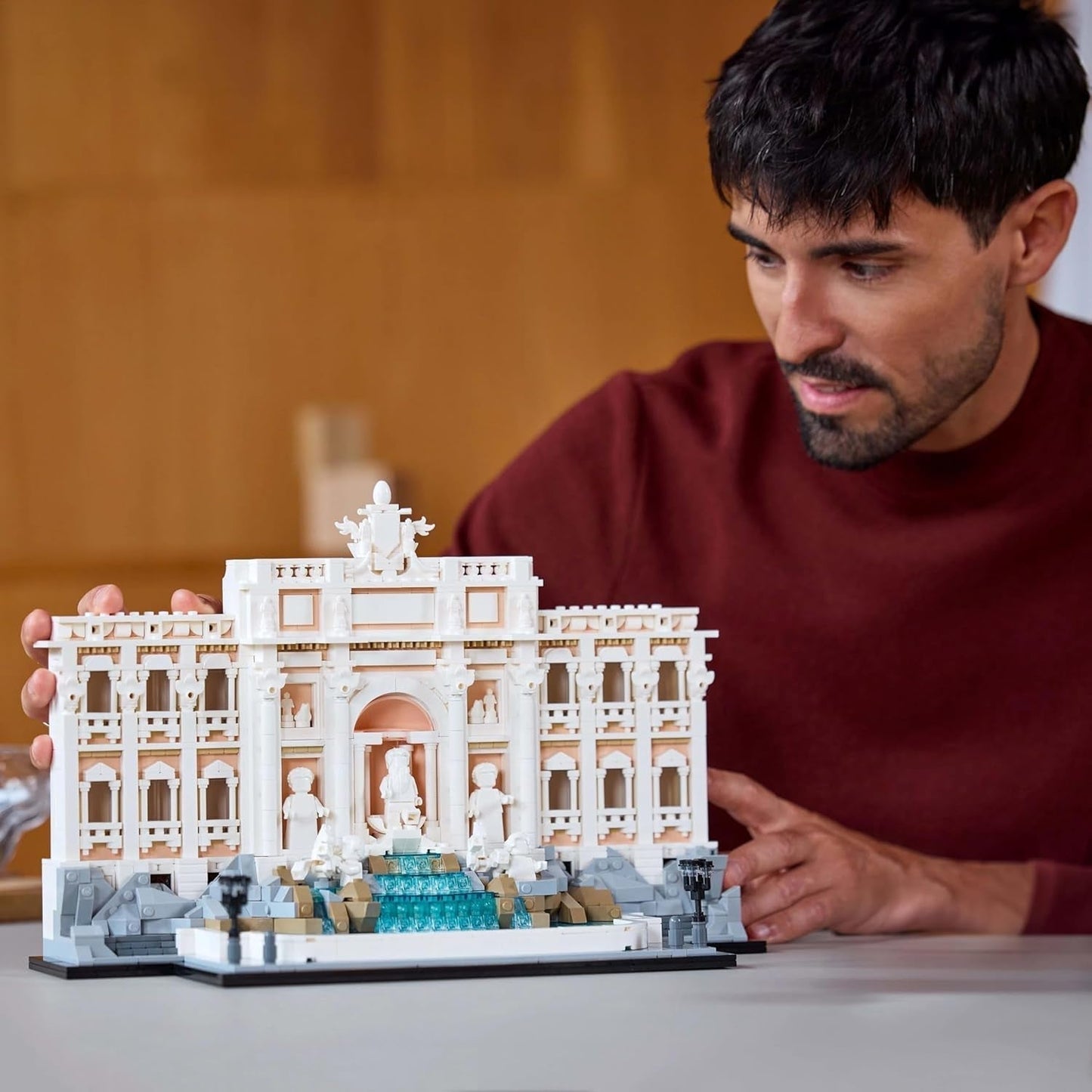 LEGO Architecture Trevi-Brunnen – Modell eines Wahrzeichens in Rom mit Minifiguren-Skulpturen – Sammelstück für Büro und Wohnzimmer – Geschenk für Erwachsene und Architekturliebhaber 21062 Bausets Besuchen Sie den LEGO-Store