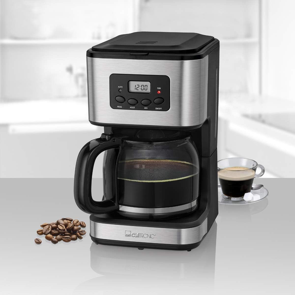Clatronic® Kaffeemaschine mit Timer, 1,5-Liter-Karaffe für 12-14 Tassen Kaffee, 24-Stunden-LCD-Timer, Warmhaltefunktion, Anti-Tropf, herausnehmbarer Filter, Display und Kontrollleuchten, 900 W – KA 3642