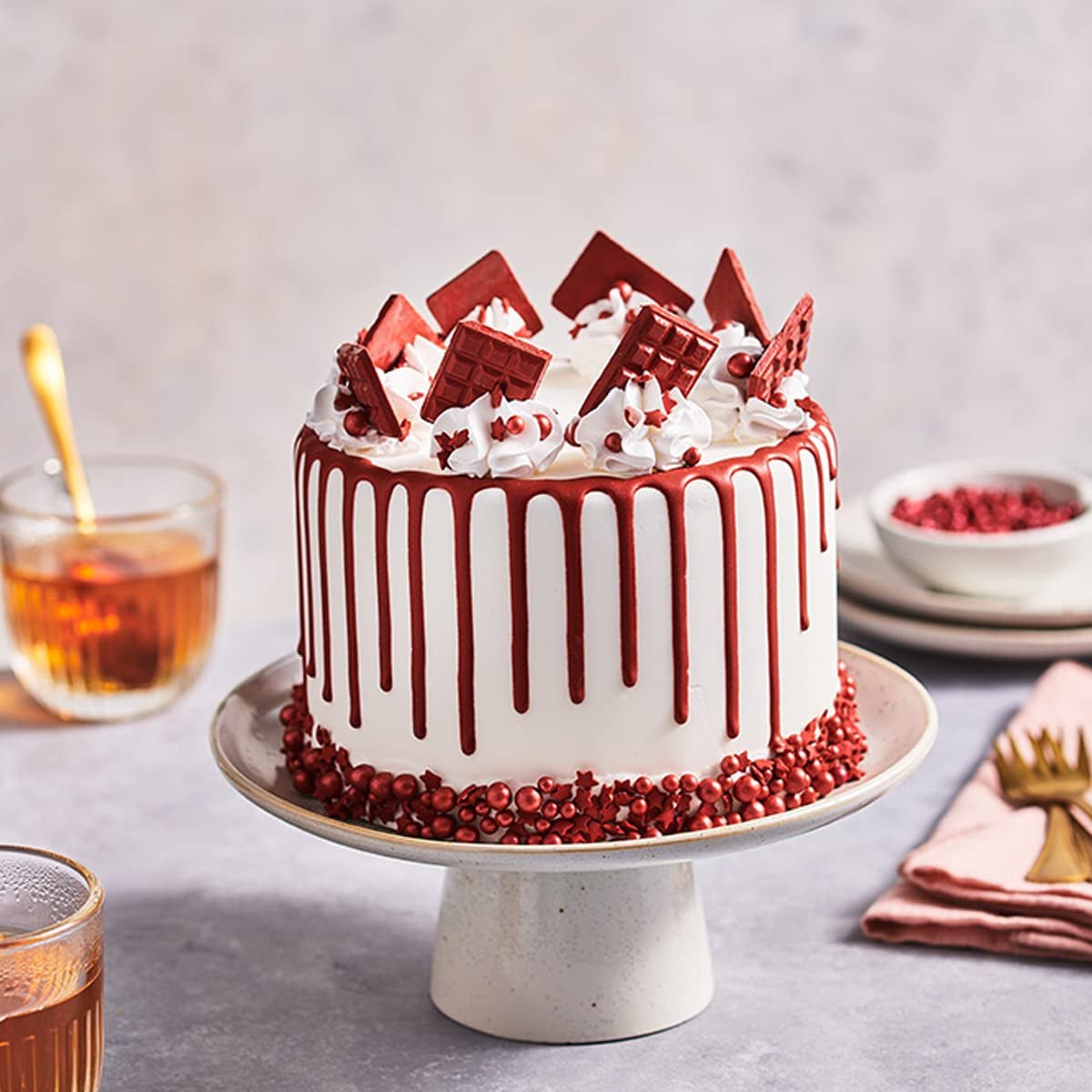 FunCakes Choco Drip Chocolate: Köstlicher Geschmack, einfach zu verwenden, perfekt für Drip Cakes, Chocolate Drip-Geschmack. Wiederverschließbare Packung 180 g. Naty Shop Zuckerpaste