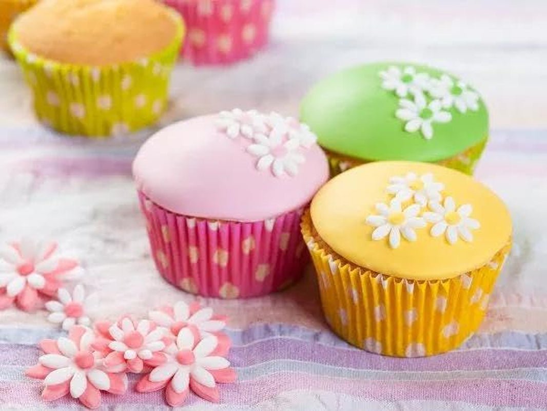 FunCakes Spring Greens Rollfondantscheibe: Köstlicher Vanillegeschmack, bereits gerollt, einfach zu verwenden, perfekt zum Dekorieren von Kuchen, 430 g Naty Shop Zuckerpaste