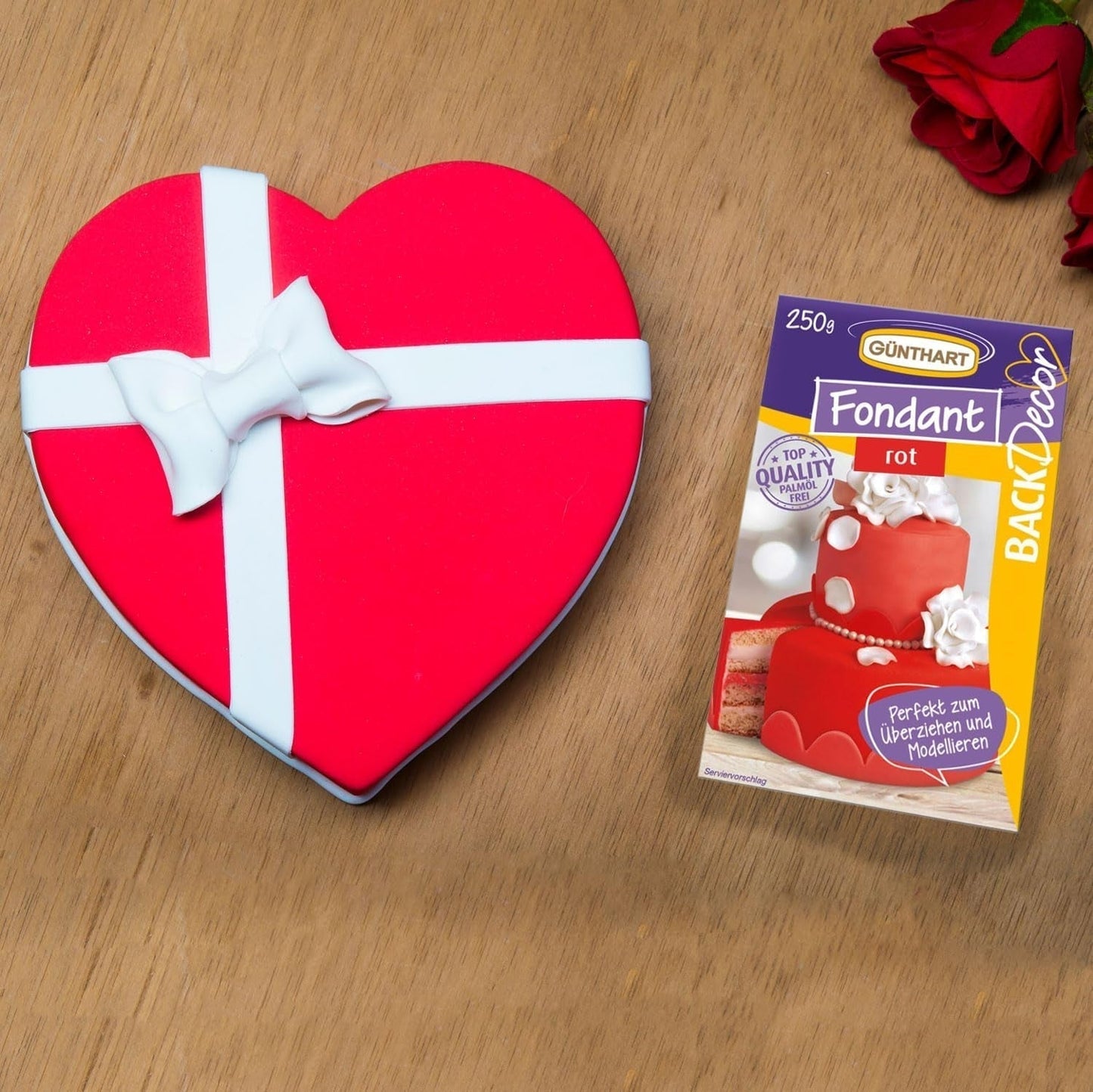 Günthart BackDecor 250g roter Fondant, palmölfrei, reißfest zum Überziehen von Kuchen und Gebäck, zum Modellieren geeignet, 2er Pack (1 x 250g) Zuckerpaste Naty Shop