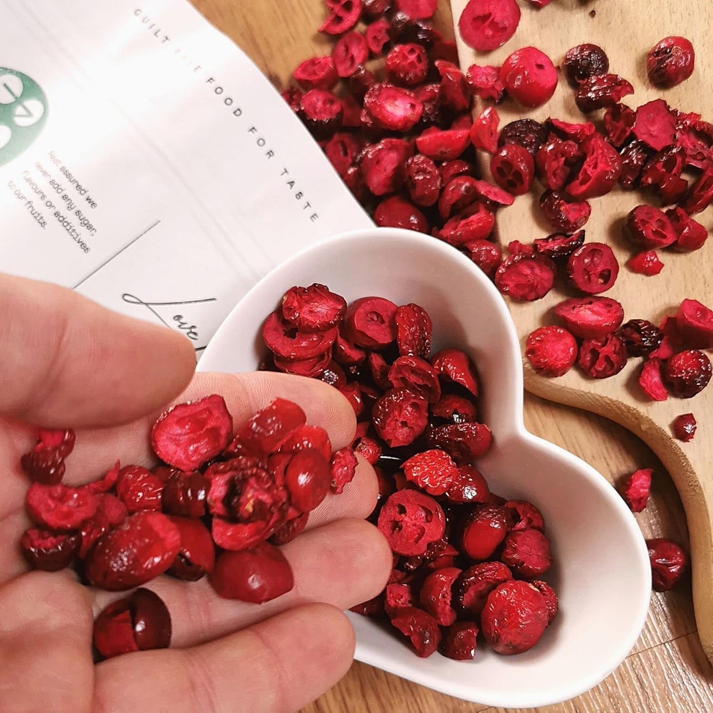 Gefriergetrocknete Cranberries ohne Zucker | XL 250g Gefriergetrocknete natürliche ungesüßte Cranberries | Gefriergetrocknete natürliche Wildfrüchte | Gefriergetrocknete Cranberries | ZingyZoo Dehydrierte Produkte Naty Shop