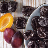 Pflaumen mit Steinen 200g – Aromatisch, fruchtig und natürlich süß – Vegan, ungeschwefelt, ohne Steine und ohne Zuckerzusatz – Nutri-Score A (1 x 200g) Dehydrierte Produkte Naty Shop